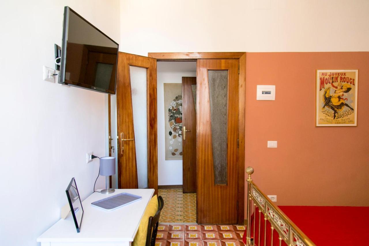 A Casa Di Nina Guest House Nápoles Exterior foto